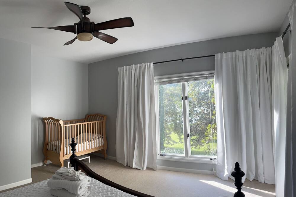 Photo of Bedroom in Chickamauga Lake