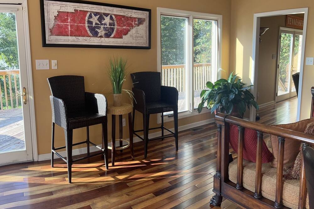 Photo of Livingroom in Chickamauga Lake