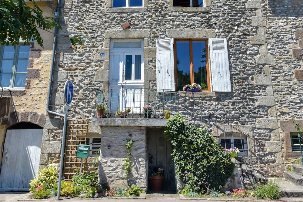 Photo of Outdoor in Fresnay-sur-Sarthe