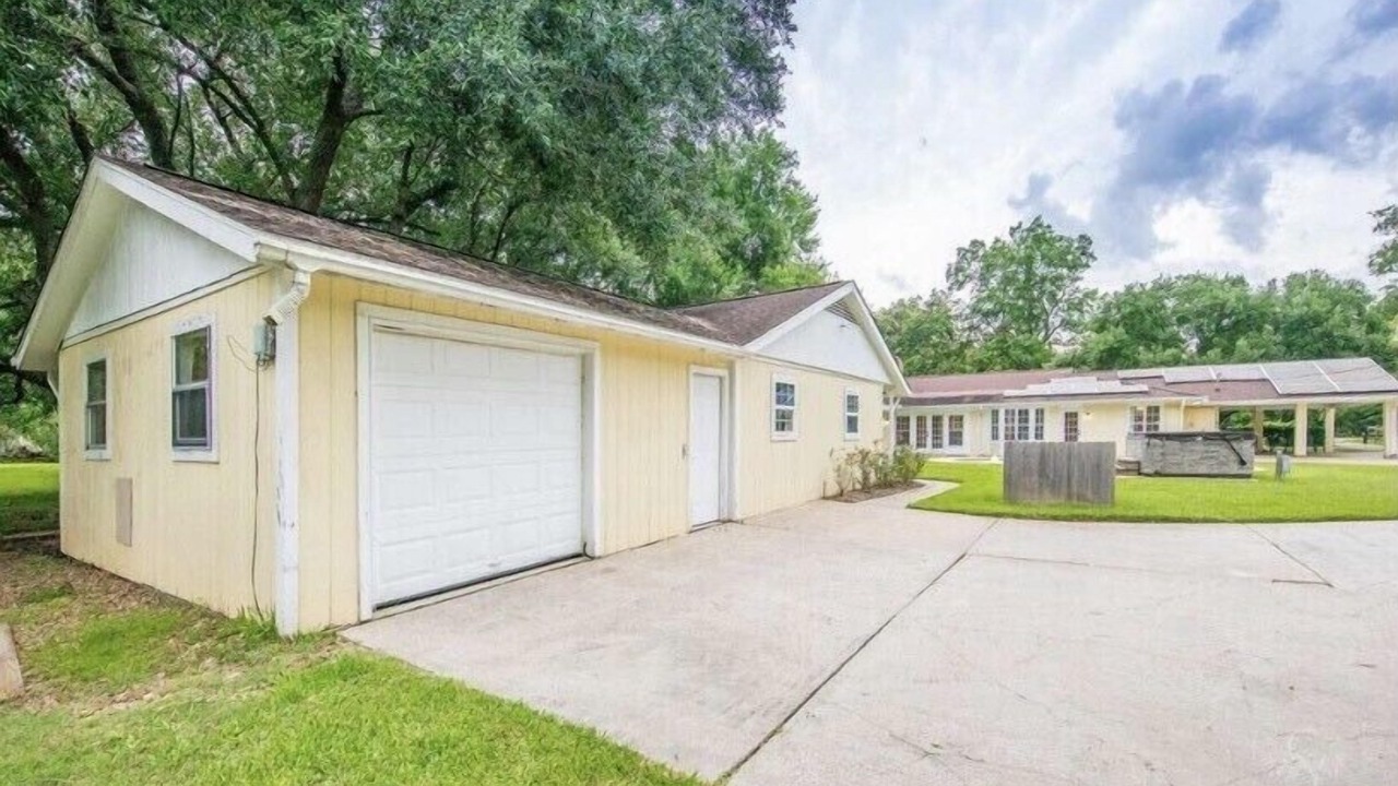 Photo of Outdoor in Rosenberg