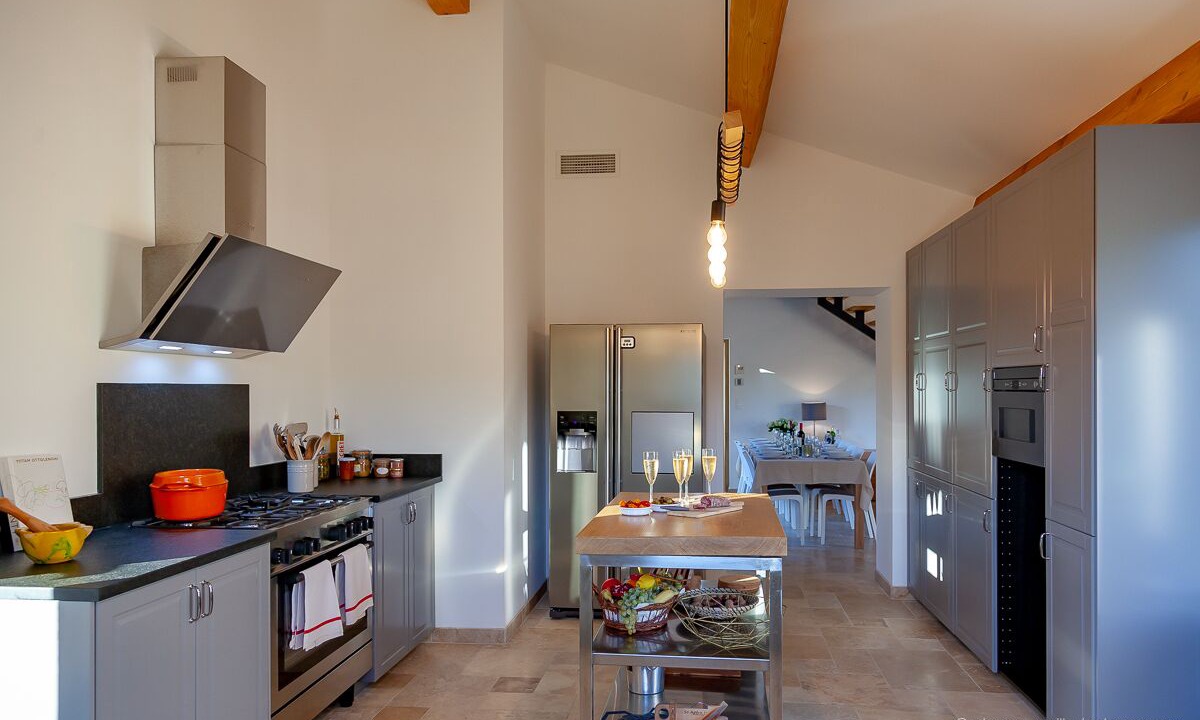 Photo of Kitchen in Les Baux-de-Provence