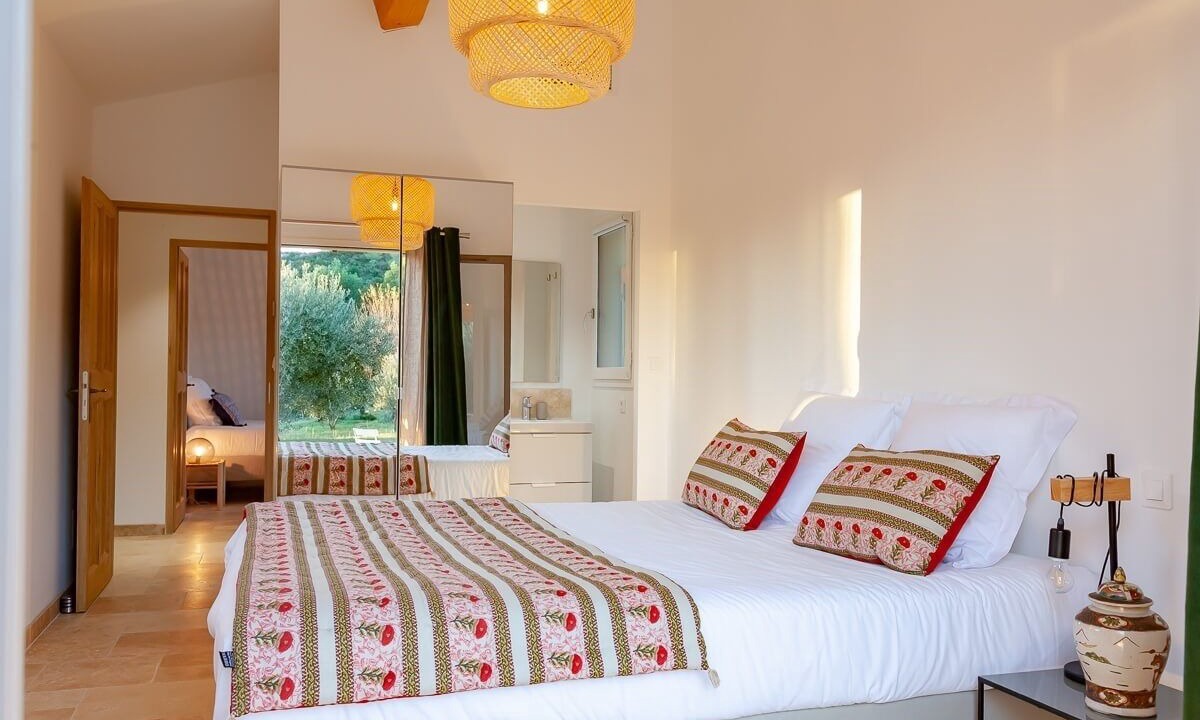 Photo of Bedroom in Les Baux-de-Provence