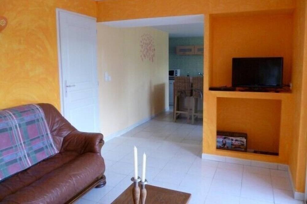 Photo of Livingroom in Molieres-sur-Ceze