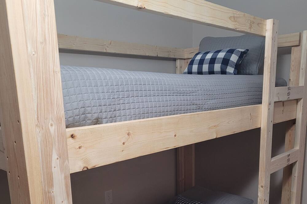 Photo of Bedroom in Beech Grove