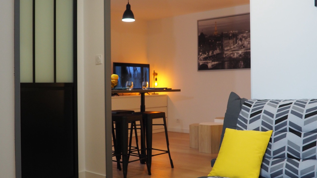 Photo of Livingroom in Faubourg-Raines