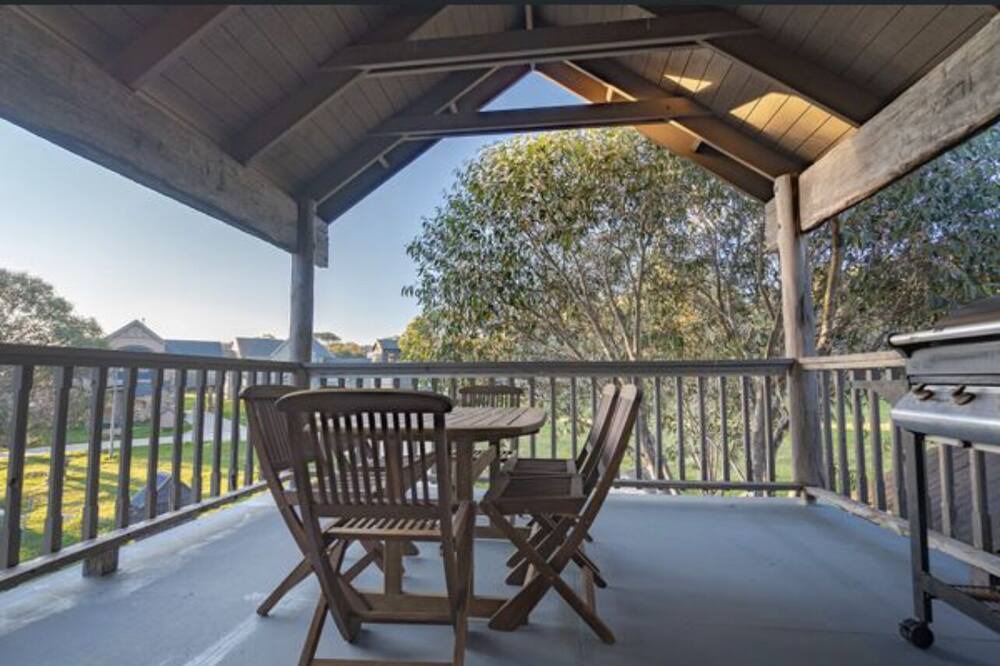 Photo of Patio Balcony in Alpine Shire