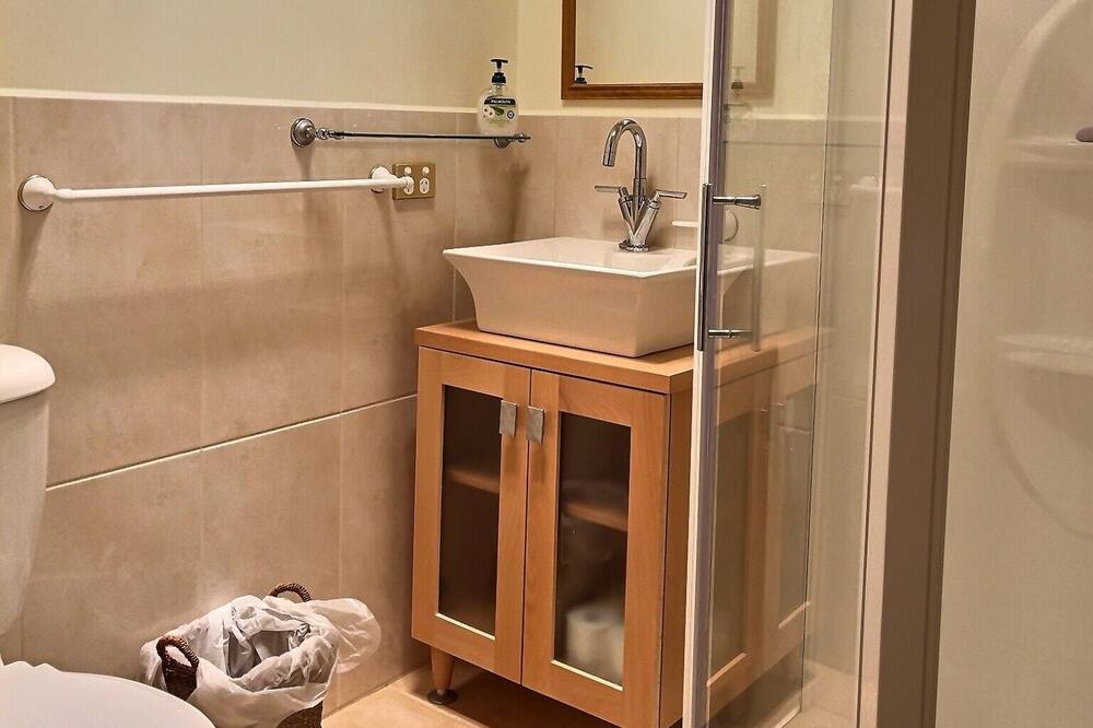 Photo of Bathroom in Alpine Shire