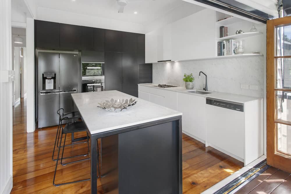 Photo of Others in Kelvin Grove