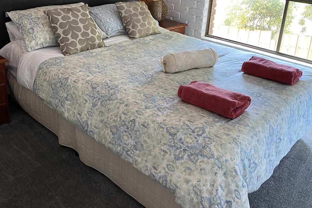 Photo of Bedroom in Clifton Springs