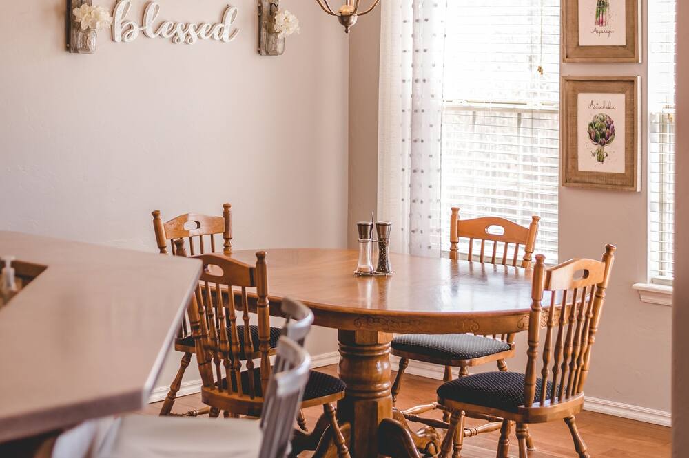 Photo of Livingroom in South Oklahoma City