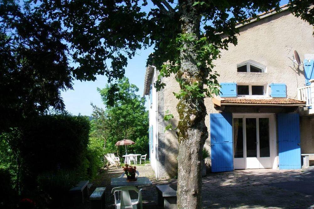 Photo of Others in Lacrouzette
