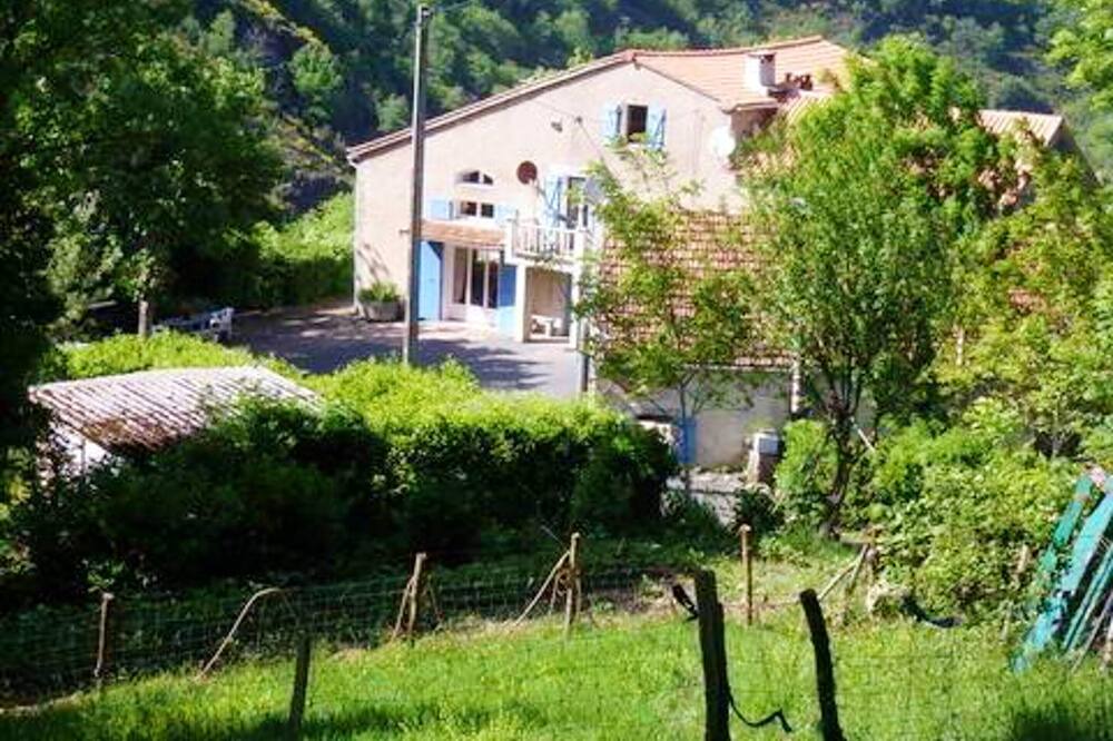 Photo of Outdoor in Lacrouzette