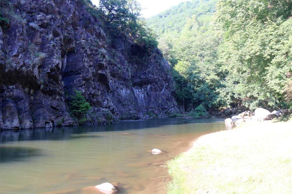 Photo of Others in Lacrouzette