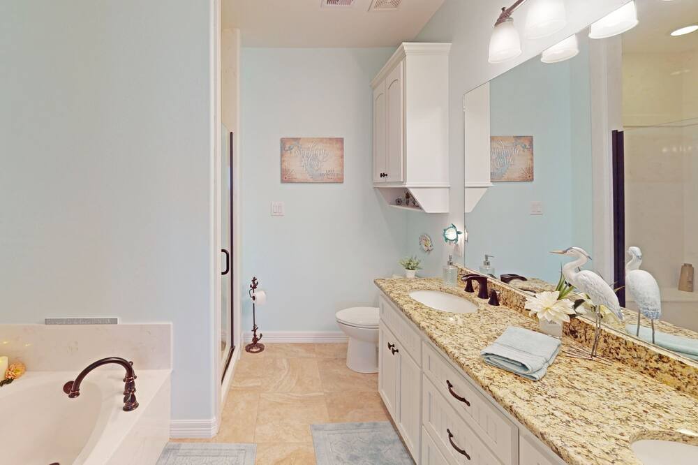 Photo of Bathroom in Onalaska