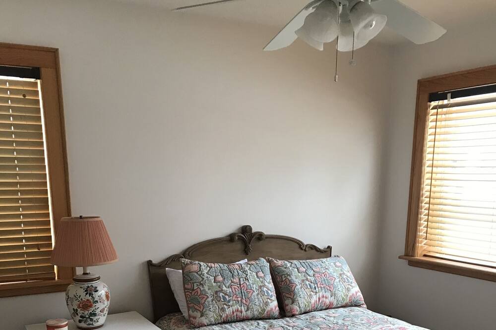 Photo of Bedroom in Marietta