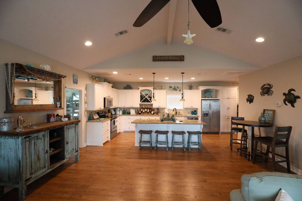 Photo of Kitchen in Port Bolivar