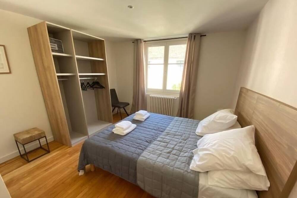 Photo of Bedroom in Feneyrols