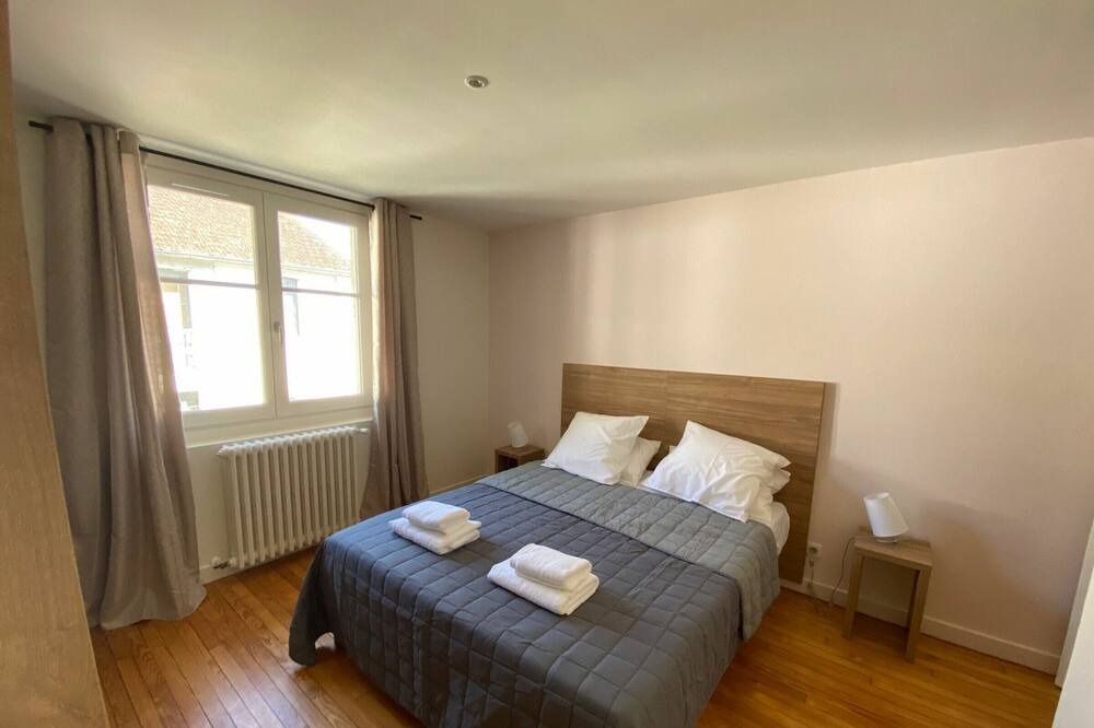 Photo of Bedroom in Feneyrols