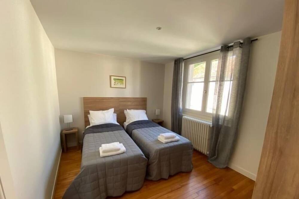 Photo of Bedroom in Feneyrols