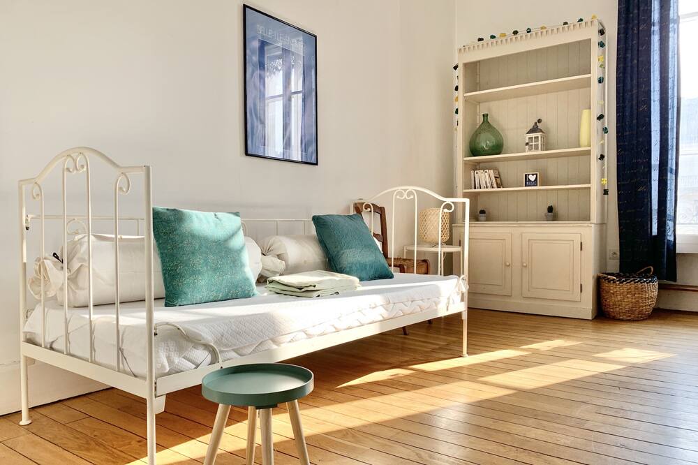 Photo of Livingroom in Quartier Chorier-Berriat