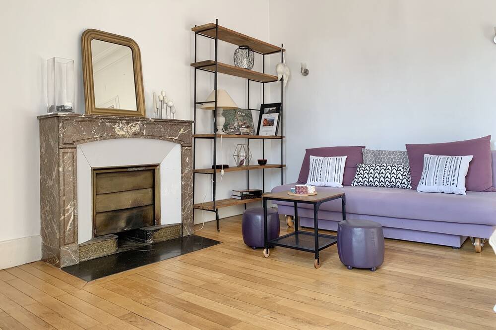 Photo of Livingroom in Quartier Chorier-Berriat
