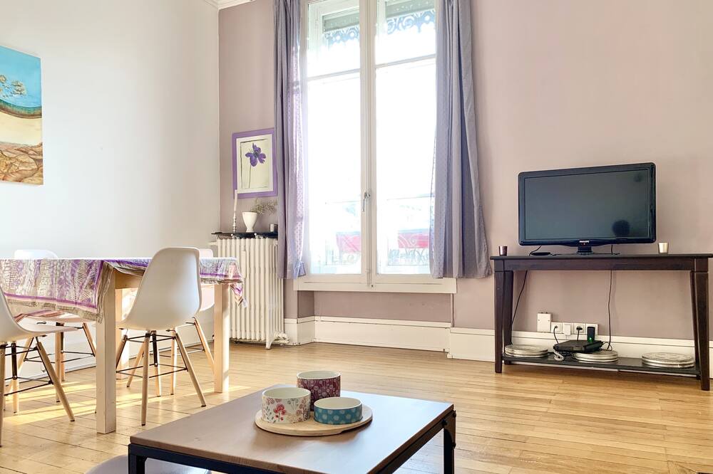 Photo of Livingroom in Quartier Chorier-Berriat