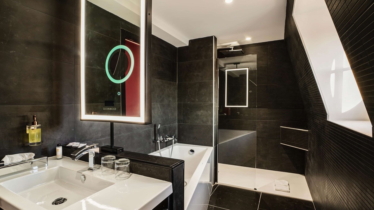 Photo of Bathroom in Loches