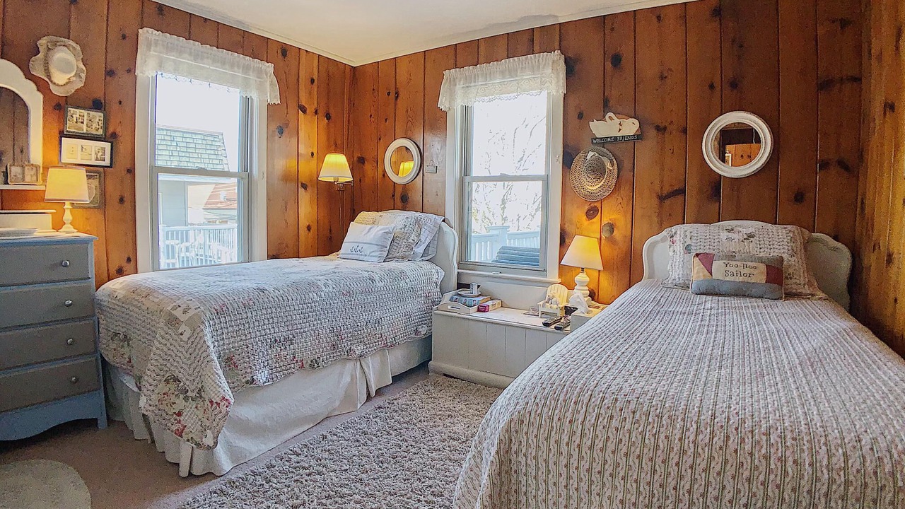 Photo of Bedroom in Stone Harbor