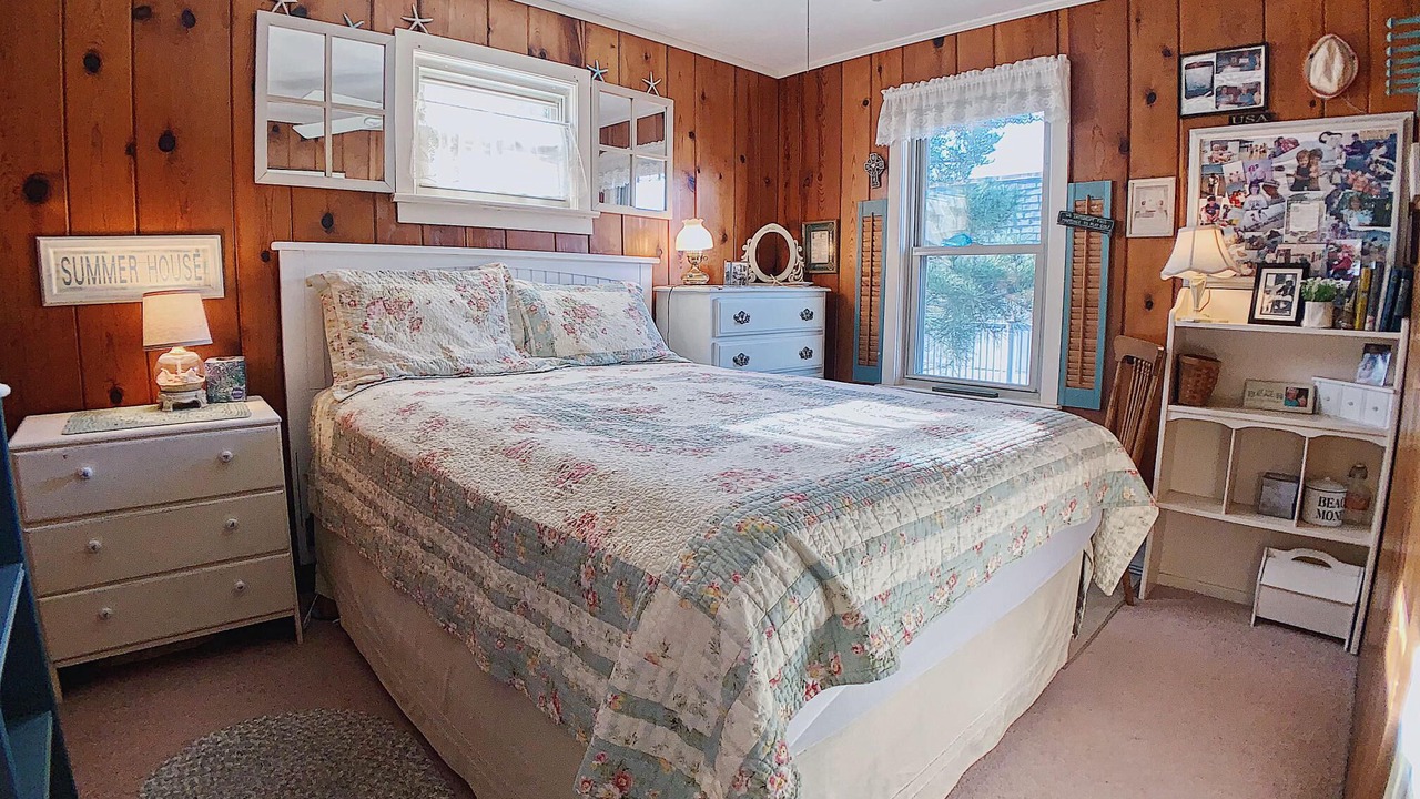 Photo of Bedroom in Stone Harbor