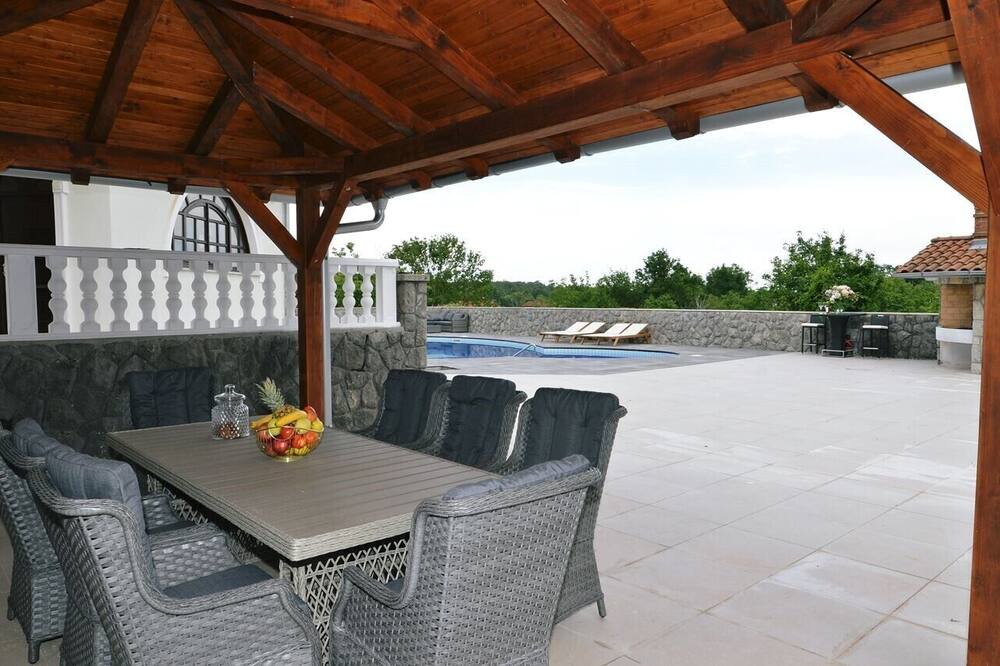 Photo of Patio Balcony in Veli Brgud