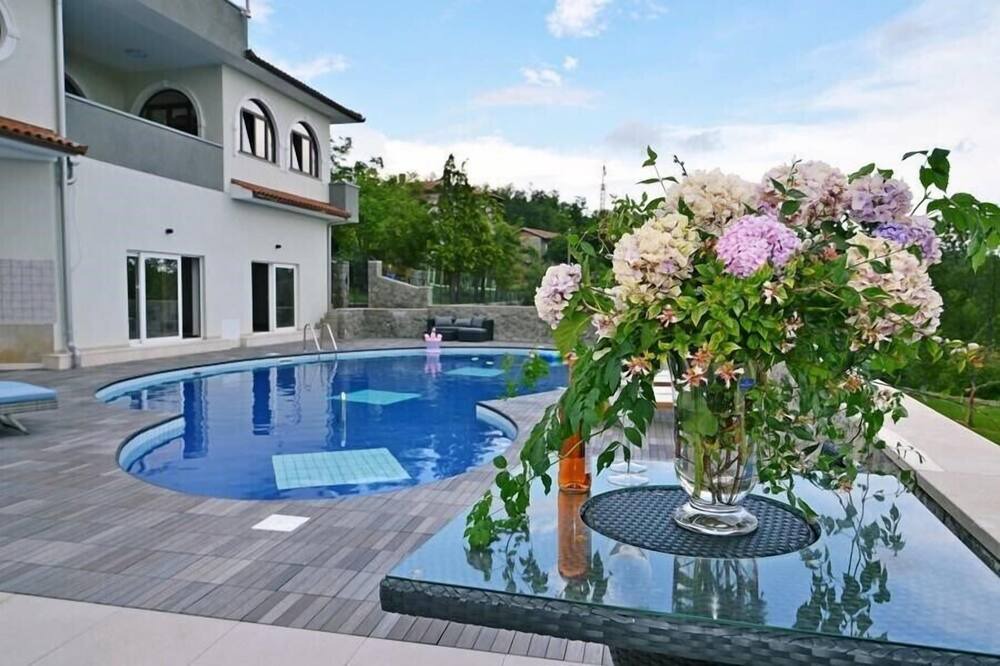 Photo of Outdoor in Veli Brgud