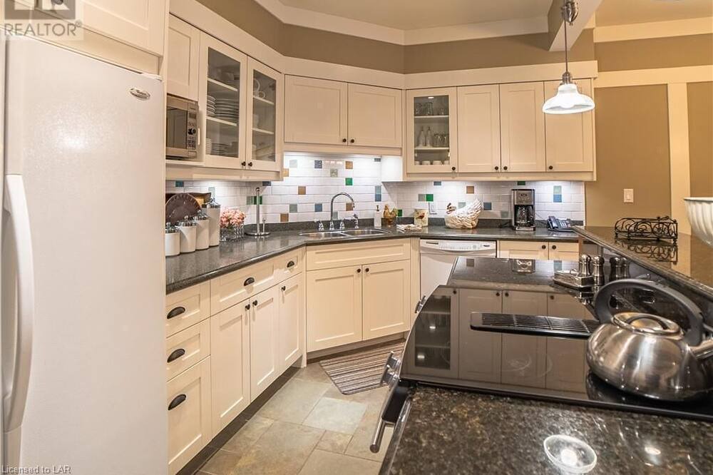 Photo of Kitchen in Baysville