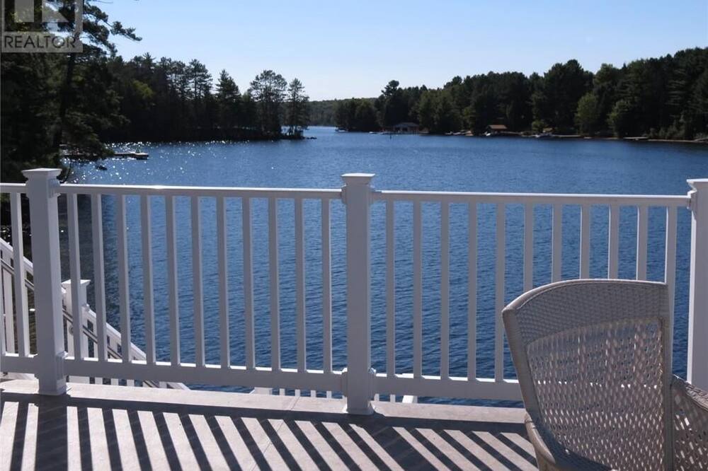 Photo of Patio Balcony in Baysville
