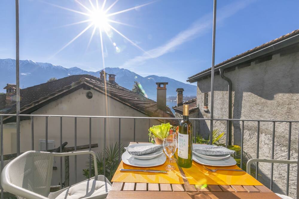 Photo of Patio Balcony in Muralto