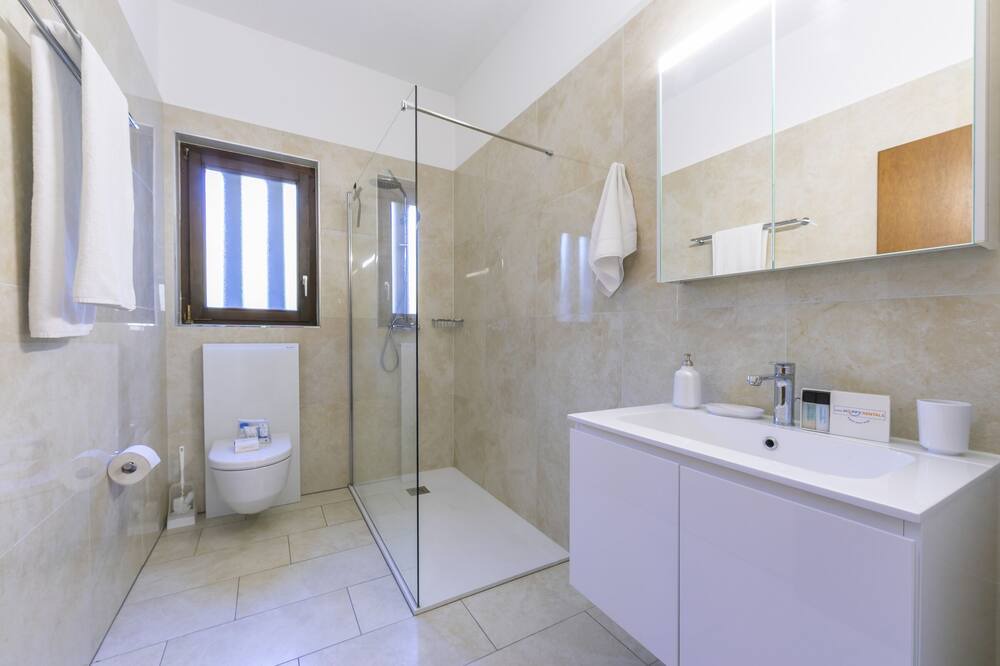 Photo of Bathroom in Muralto
