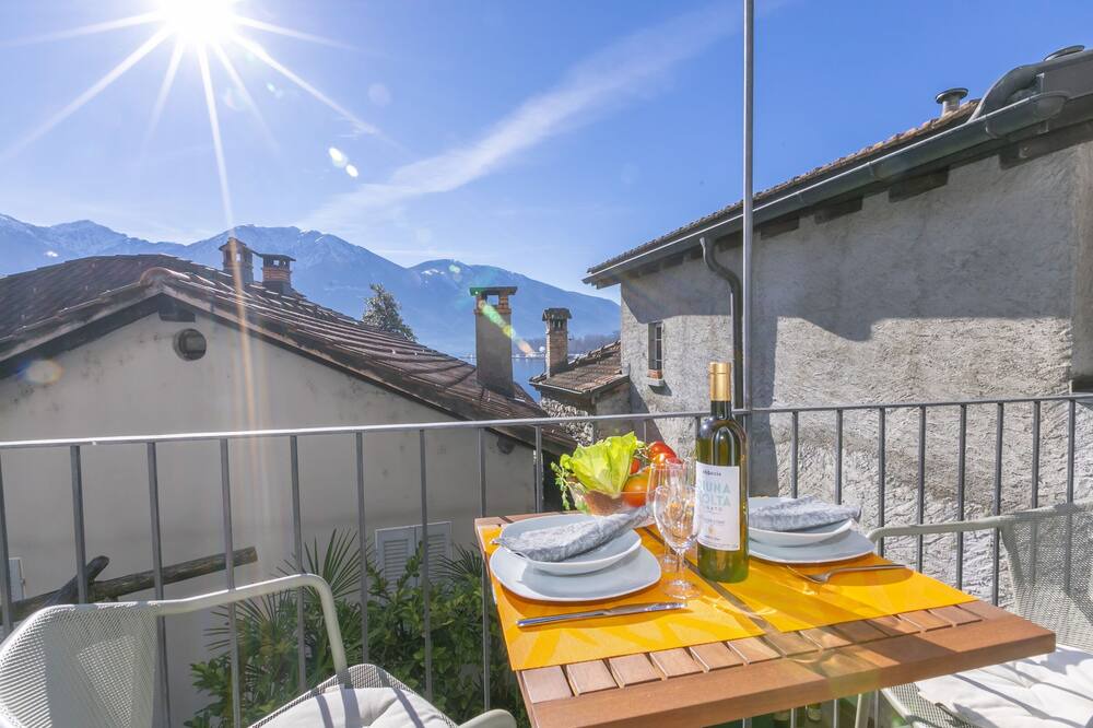 Photo of Patio Balcony in Muralto