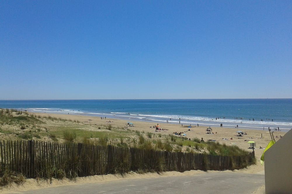 Photo of Others in Curzon