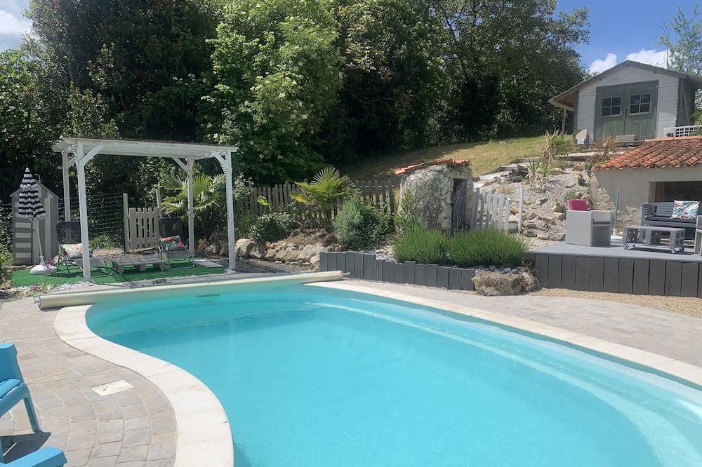 Photo of Outdoor in Curzon