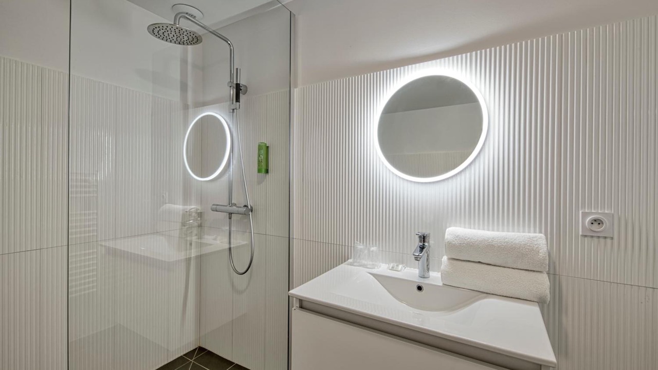 Photo of Others in Mesnil-Saint-Pere