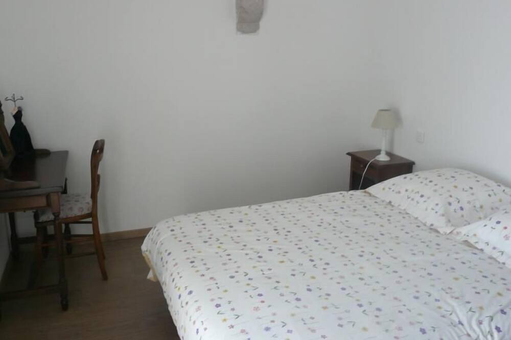 Photo of Bedroom in Montricoux