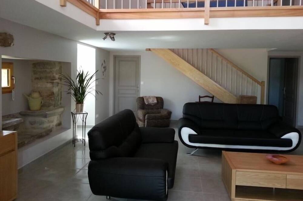 Photo of Livingroom in Montricoux