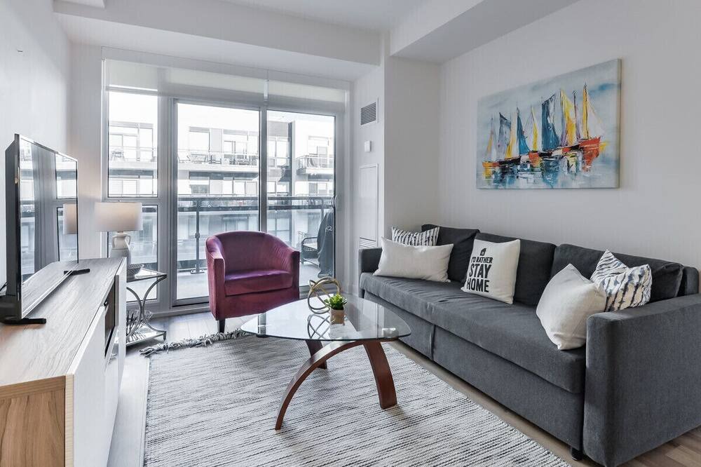 Photo of Livingroom in Innisfil
