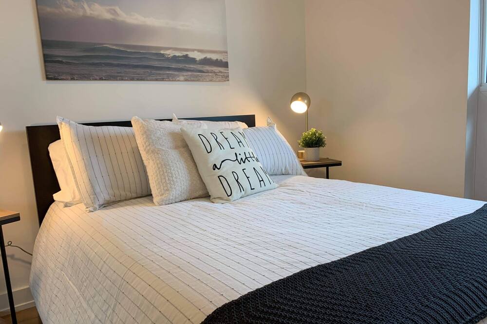 Photo of Bedroom in Innisfil