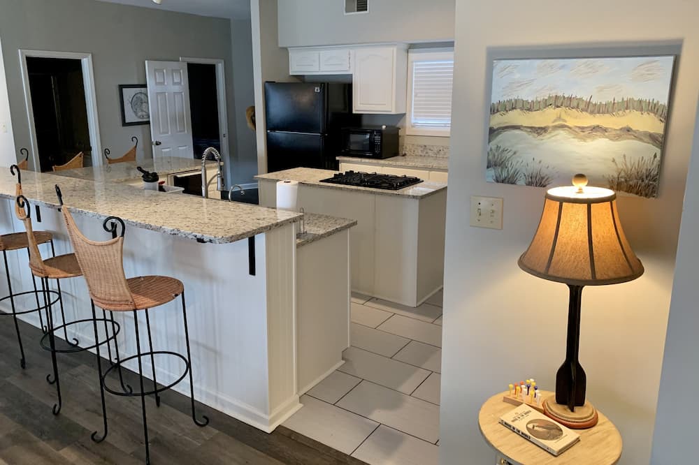 Photo of Others in Horseshoe Lake