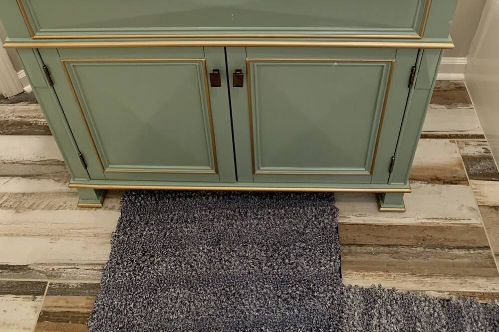 Photo of Bathroom in Horseshoe Lake