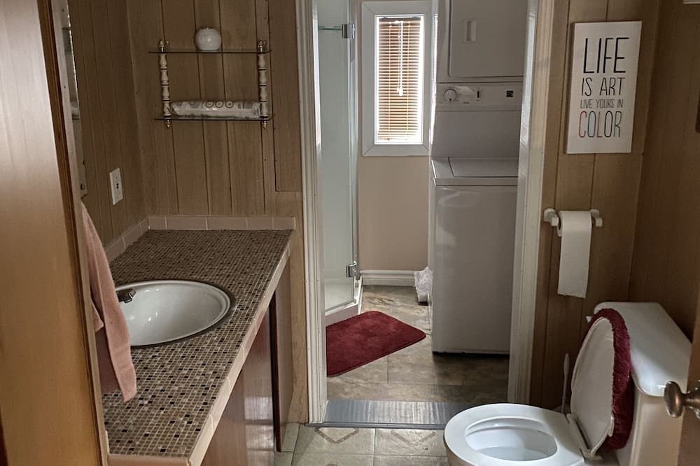 Photo of Bathroom in Val-des-Bois