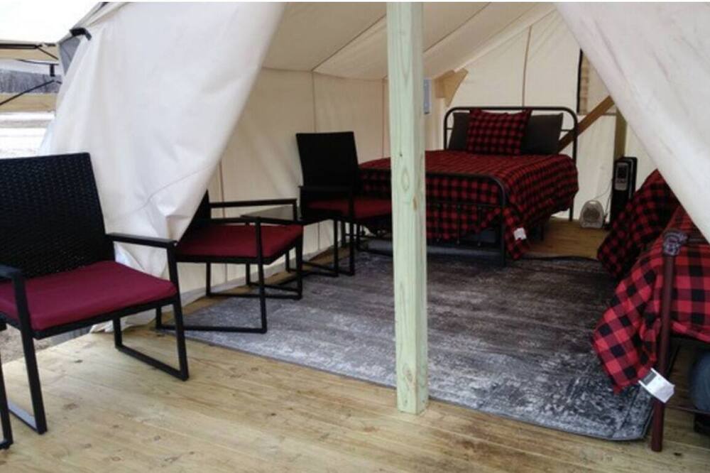 Photo of Bedroom in Mayhill