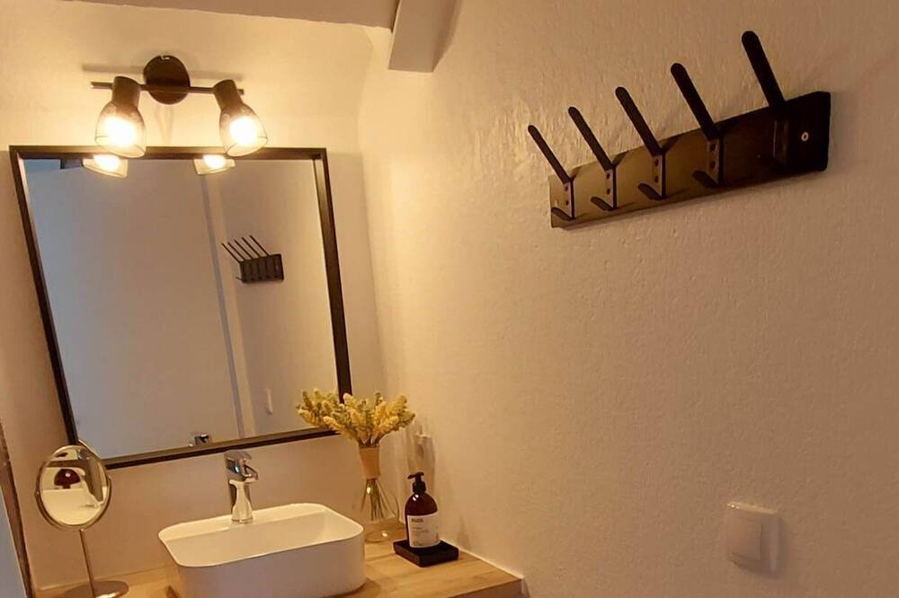 Photo of Bathroom in La Salvetat-sur-Agout