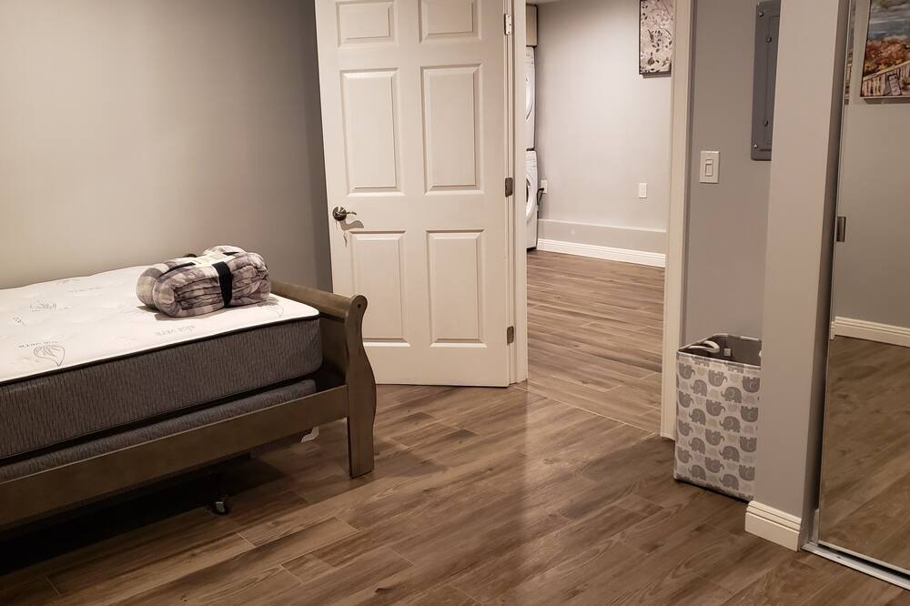 Photo of Bedroom in Castro Valley