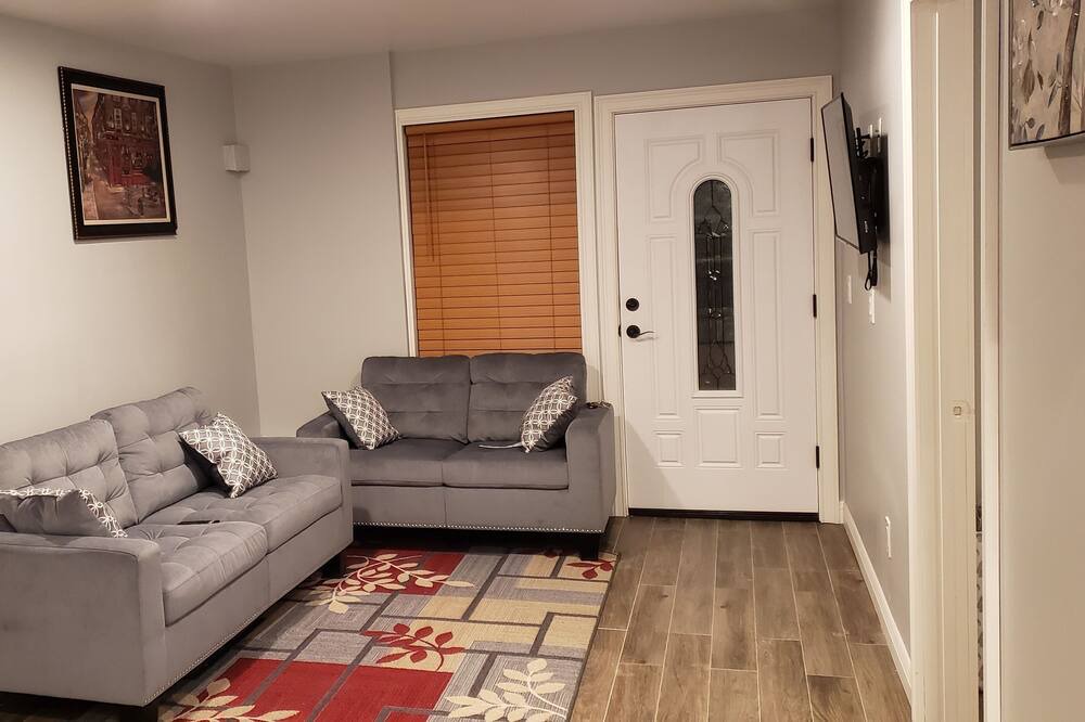 Photo of Livingroom in Castro Valley